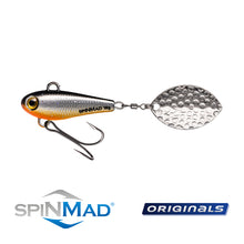 Load image into Gallery viewer, Spinmad Jag 18g tail spinner. Hard lures .
