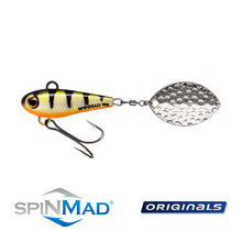 Load image into Gallery viewer, Spinmad Jag 18g tail spinner. Hard lures .
